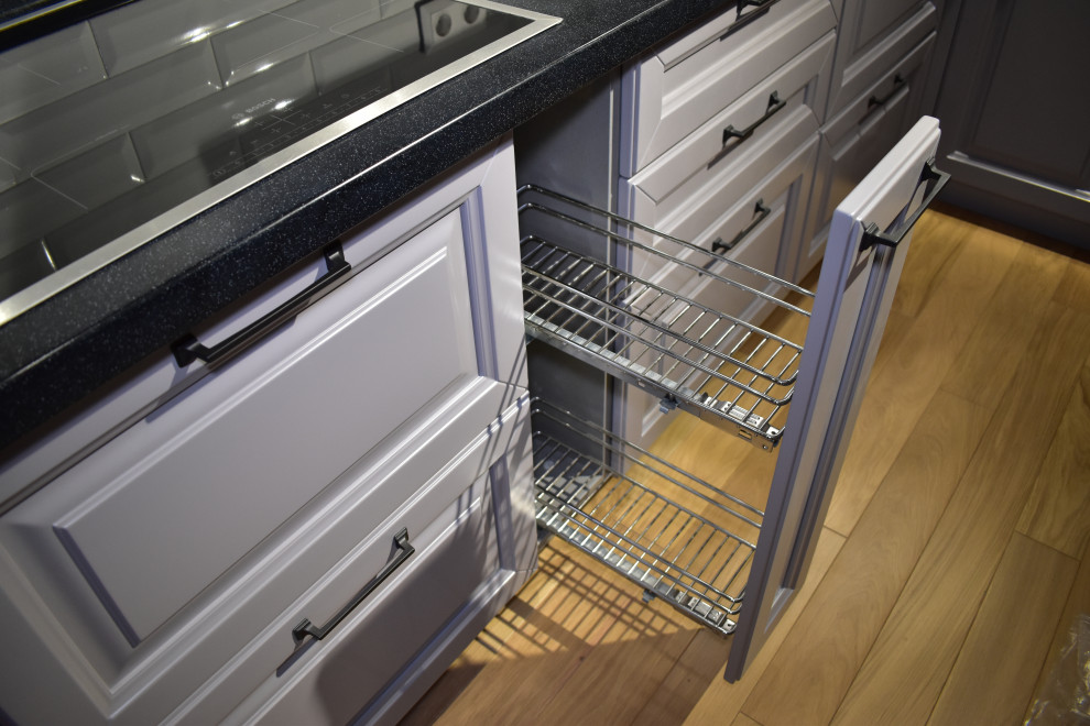 Кухня ЭКО массив бука с акриловой столешницей