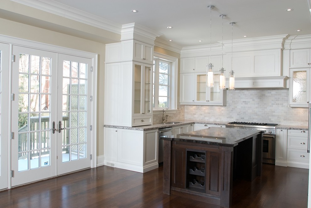 Example of a transitional kitchen design in Toronto