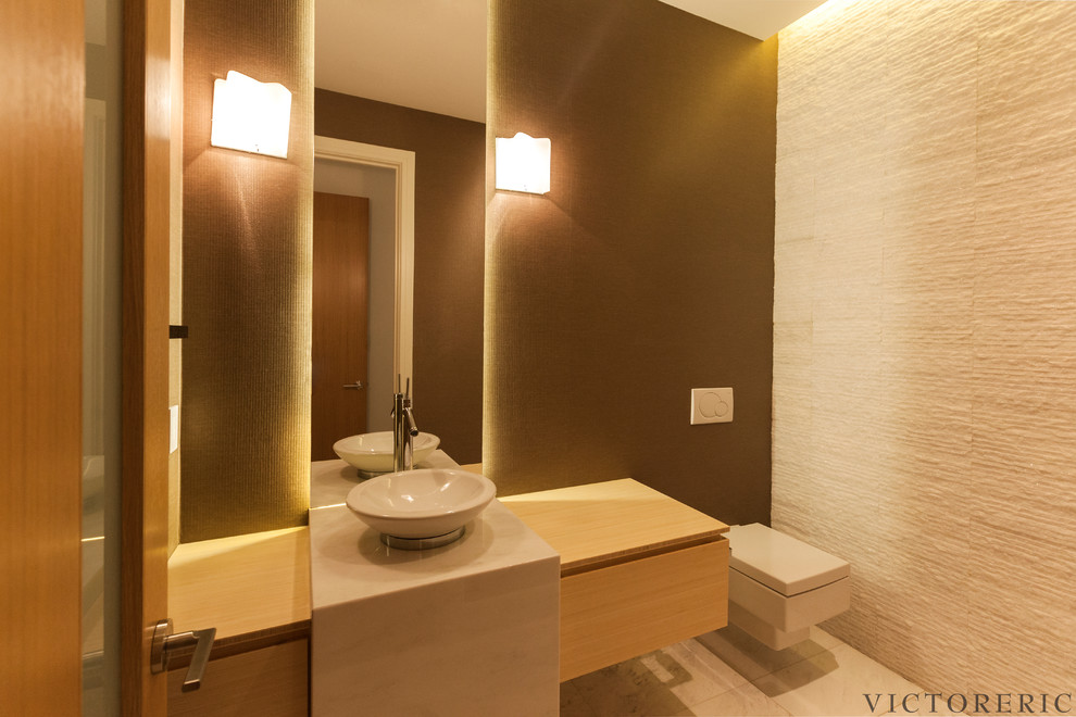 This is an example of a contemporary powder room in Vancouver.