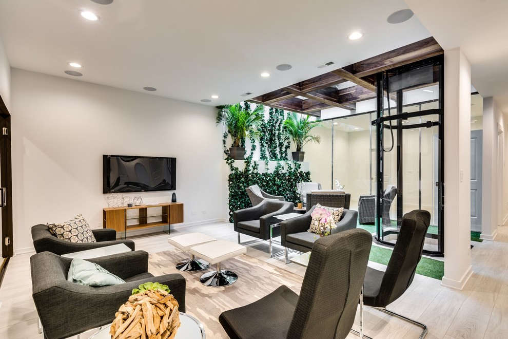 Example of a transitional home design design in Chicago