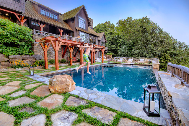 Mountain Home rustico-piscina