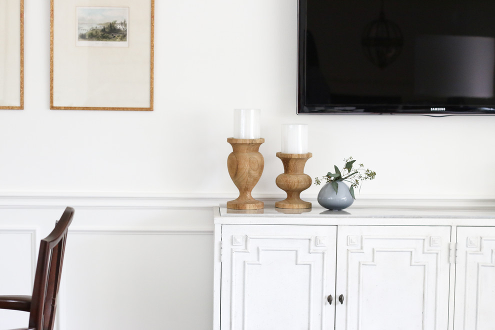 Home design - transitional home design idea in Toronto