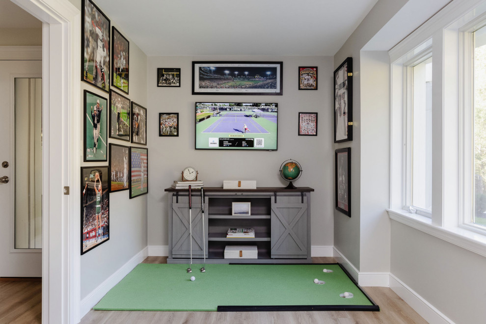 Transitional family room photo in Boston