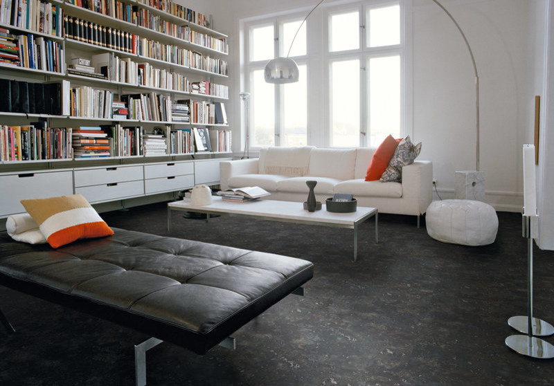 Photo of a contemporary home design in Berlin.
