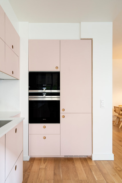 Neuilly contemporary-kitchen