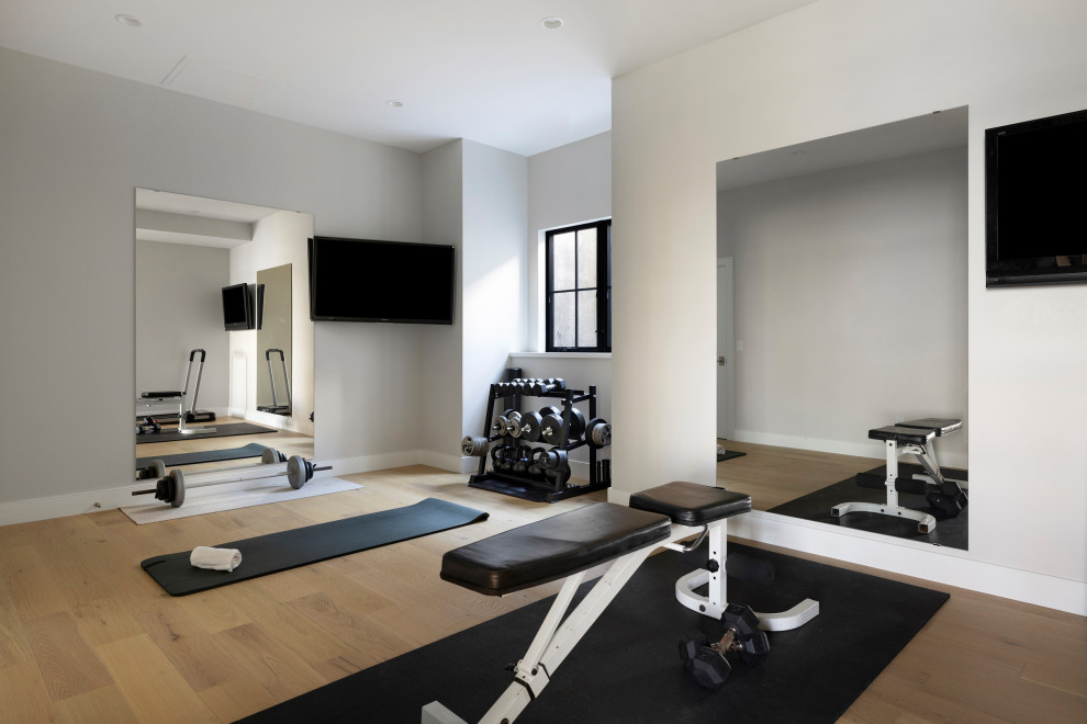 Home gym - transitional home gym idea in Minneapolis