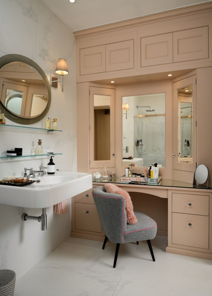 Design ideas for a mid-sized traditional master bathroom in Edinburgh with beaded inset cabinets, white tile, porcelain tile and a built-in vanity.