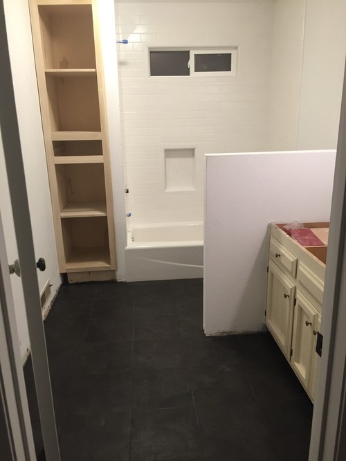 Remove or keep Pony Wall in Bathroom?