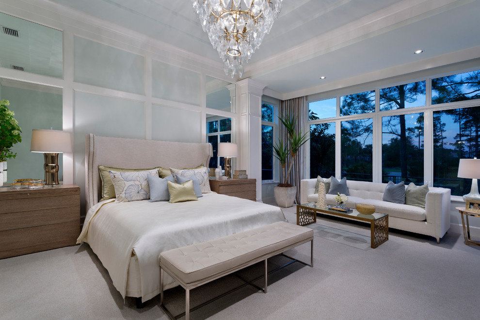 Inspiration for a master bedroom in Miami.