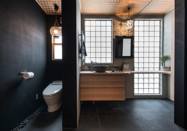HOMEING　PRESS　A様邸 contemporain-toilettes