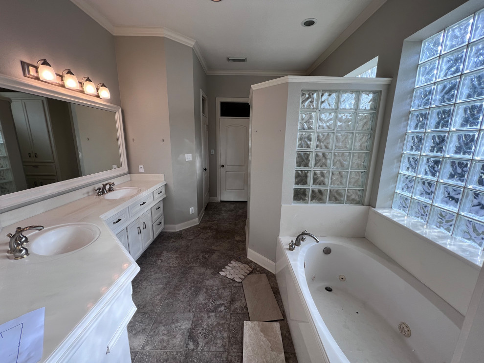 Champions Cove - Master Bathroom Renovation
