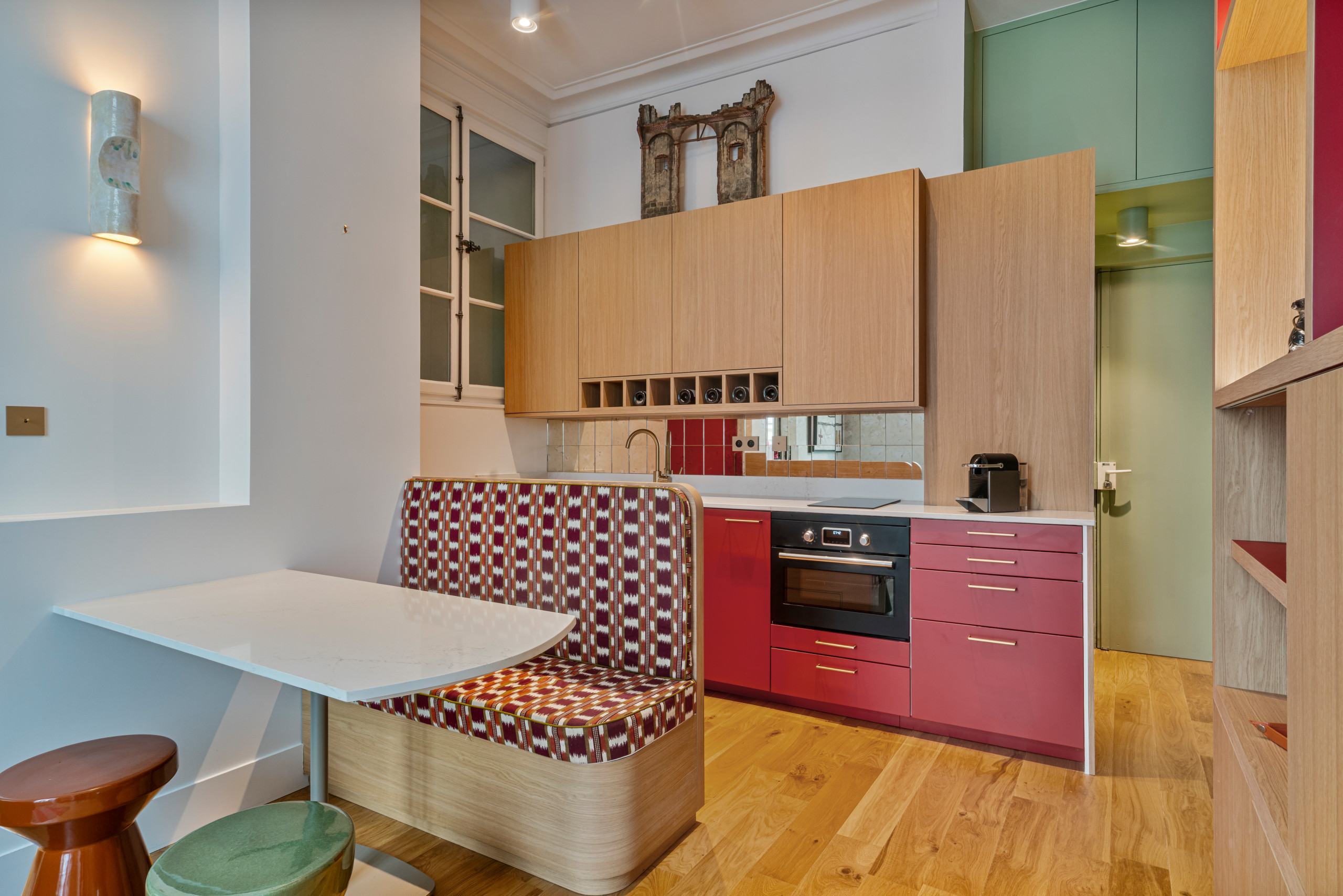 30m² dans le 7ème : l'art de repousser les murs