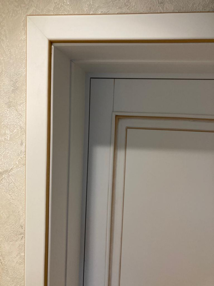 Двери из массива (фото работ с нескольких объектов)