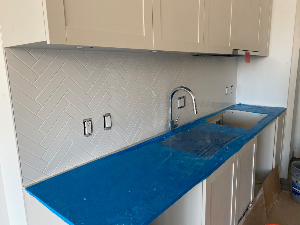 Mountain style kitchen photo in DC Metro