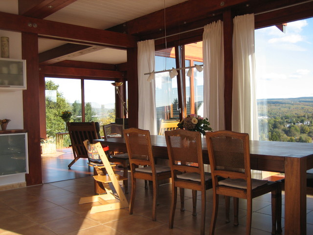 Landhaus Modern Interpretiert Landhausstil Esszimmer Berlin Von Concentus Holzskelett Haus Gmbh