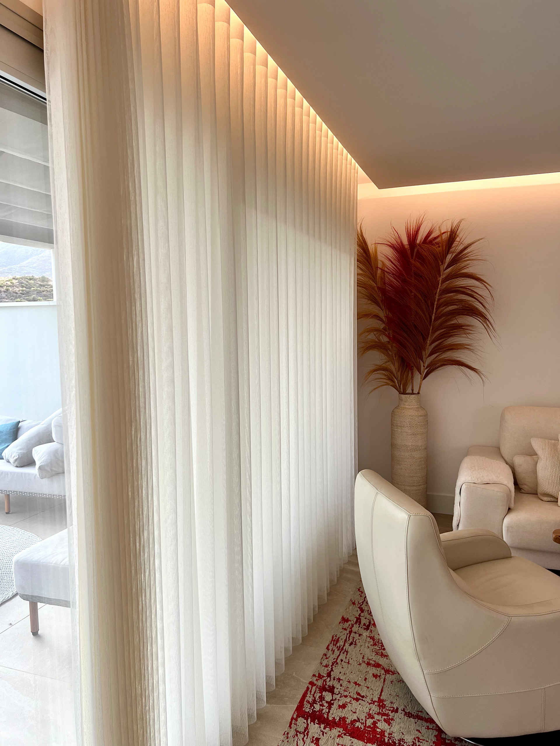 DAY & NIGHT BLINDS
