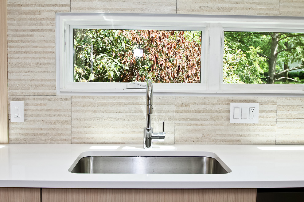 Undermount Contemporary Sink & Faucet