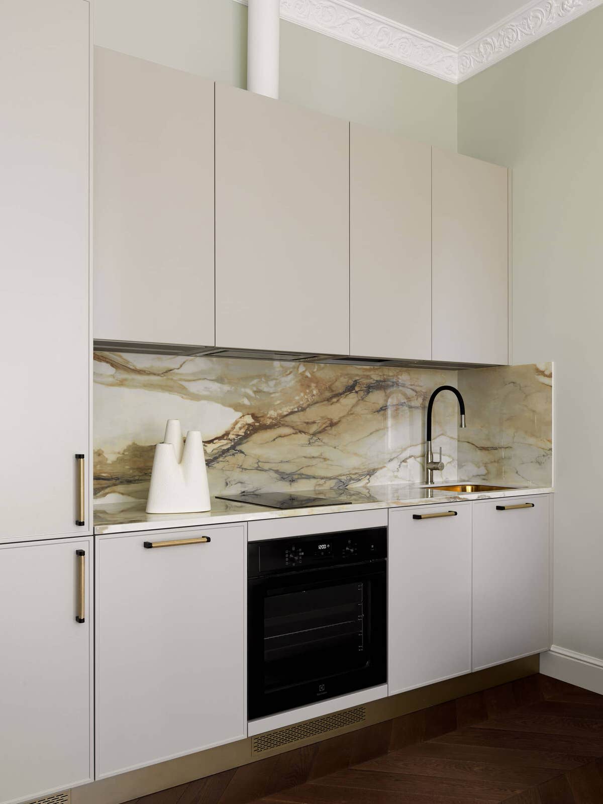 Дизайн и ремонт квартиры в ЖК «Счастье на Соколе» — Парижская квартира