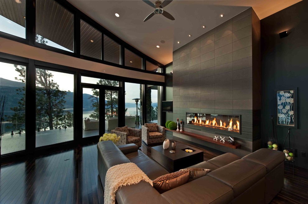 Inspiration for a contemporary living room in Vancouver.