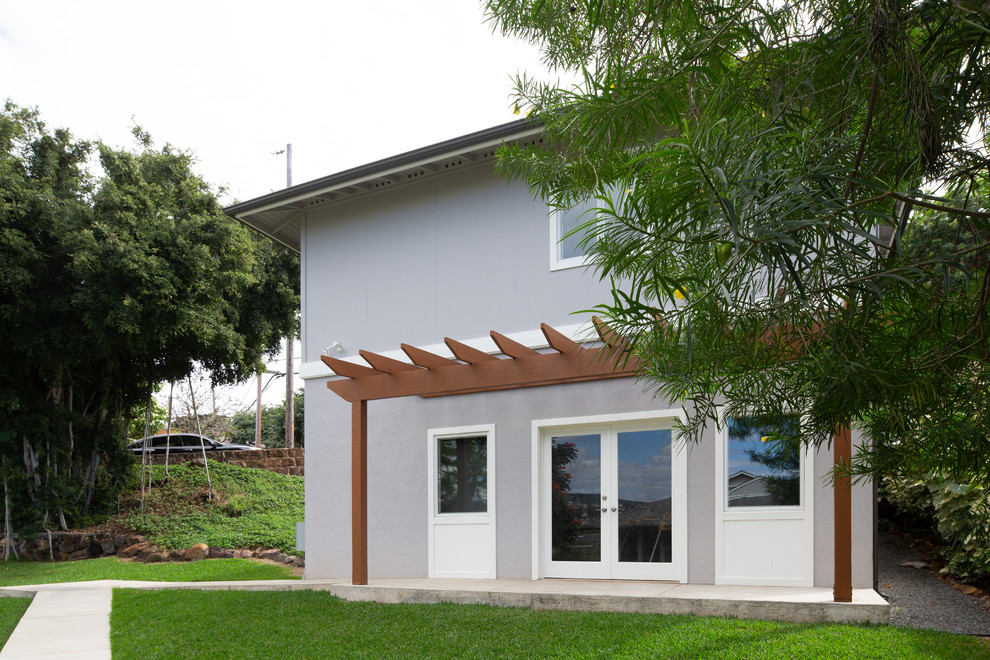 Home design - transitional home design idea in Hawaii