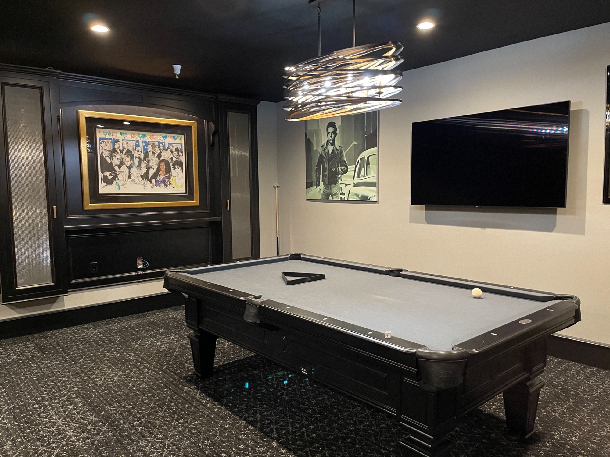 Ultimate "Man Cave" Windsor