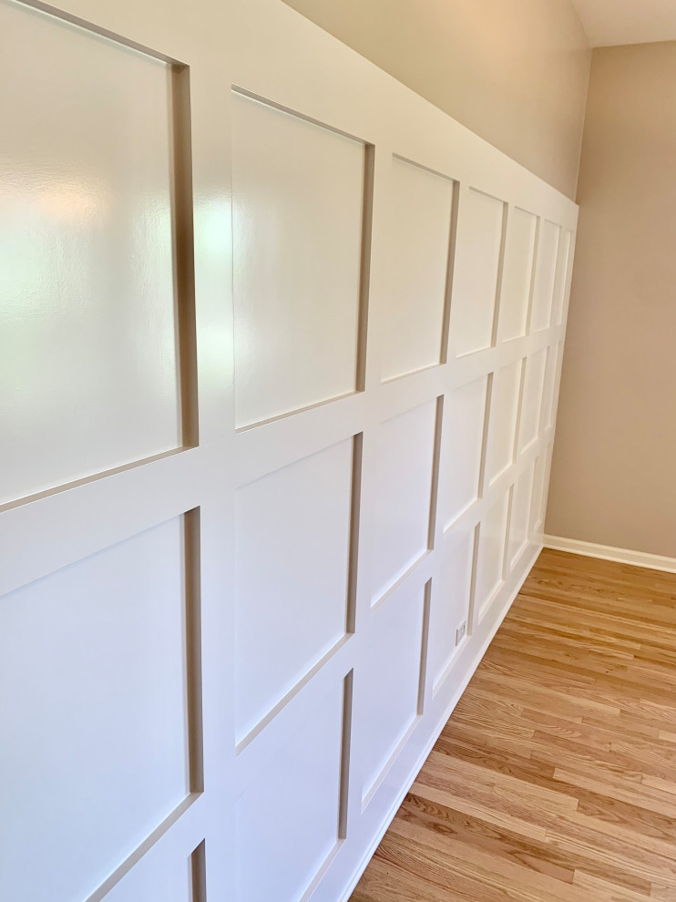 Custom Wainscoting Elgin