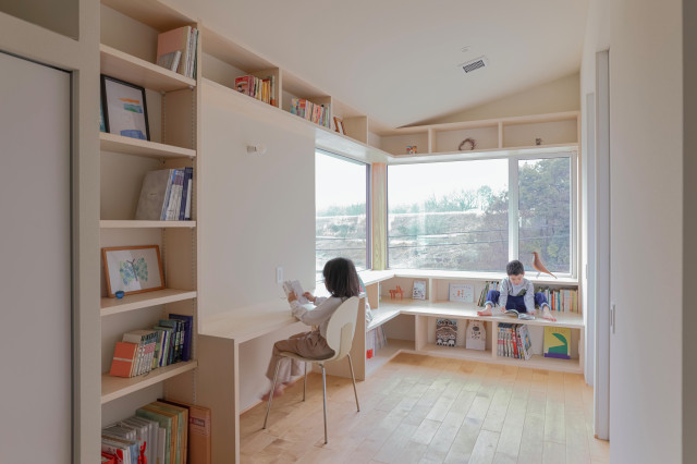 岡本町の家 japanisch-modern-kinderzimmer