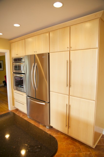 KITCHENS traditional-kitchen