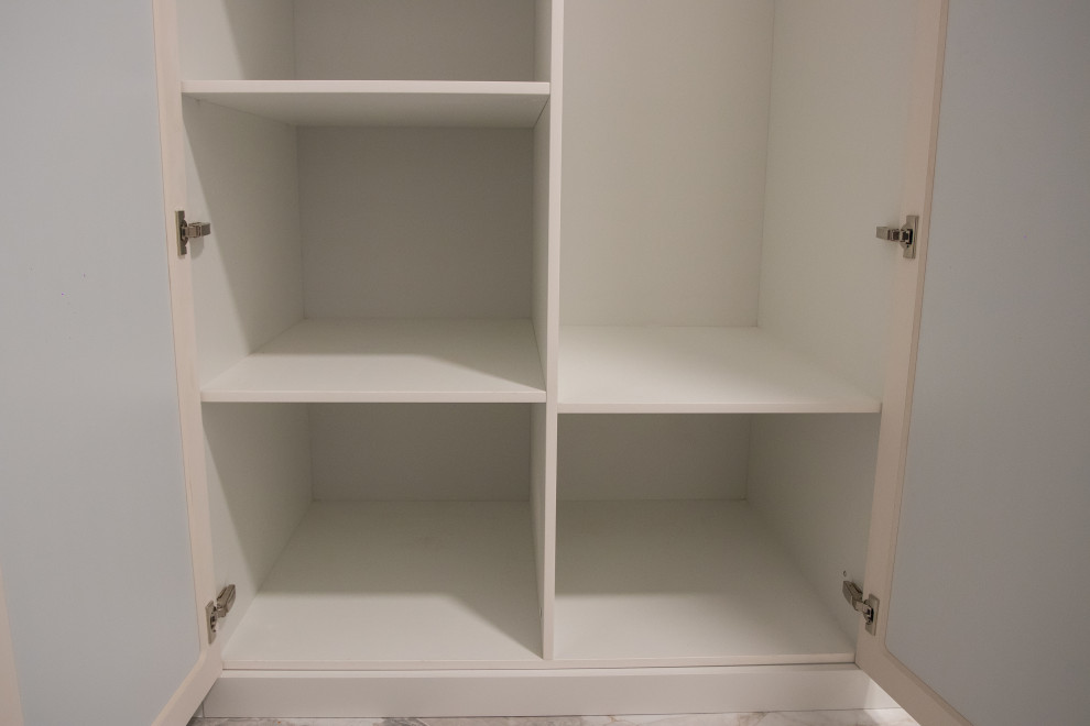 Прихожая в современной классике