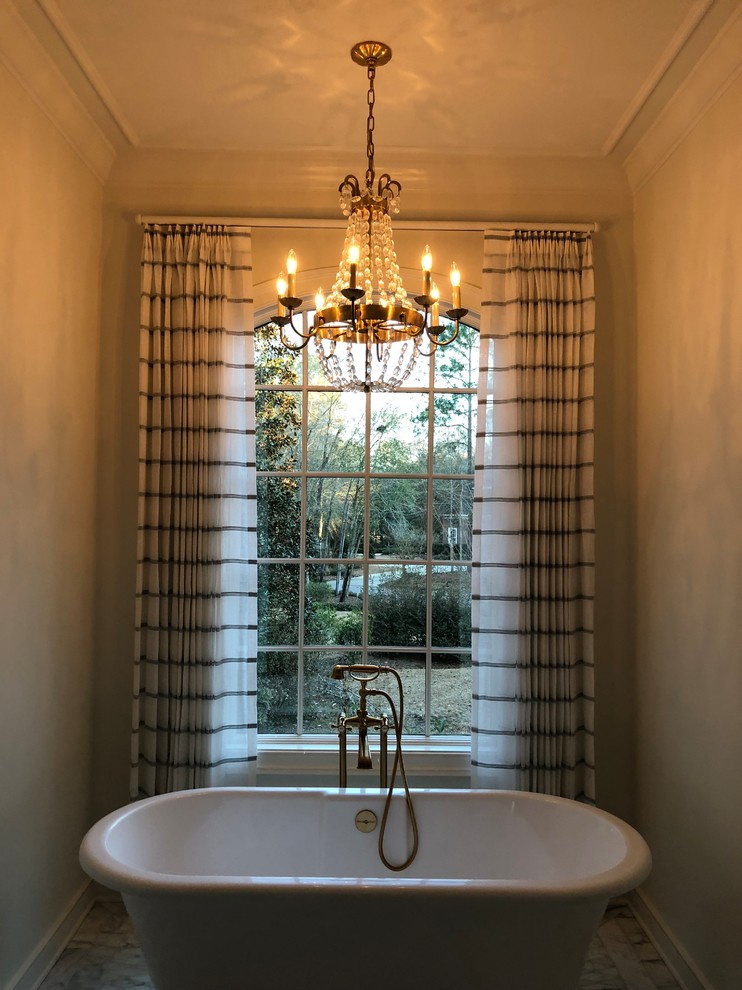 Home design - transitional home design idea