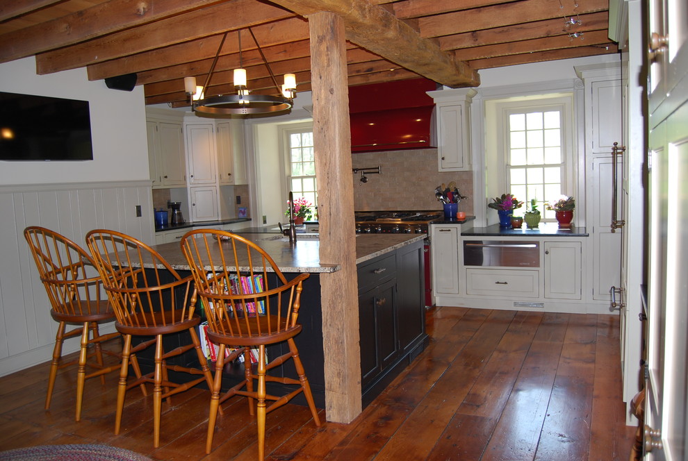 Kitchen - rustic kitchen idea