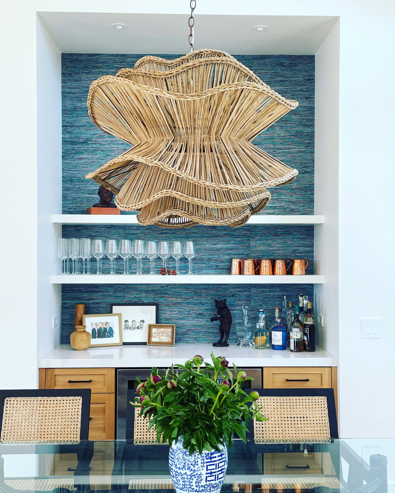 Dining room - coastal dining room idea