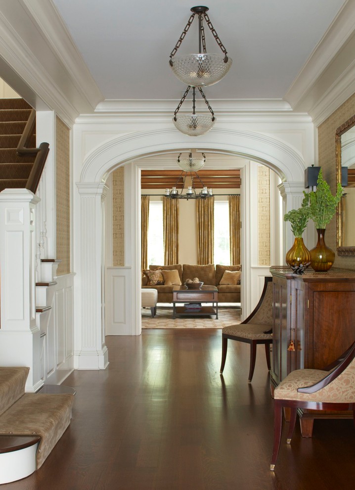 Design ideas for a traditional foyer in New York with beige walls.