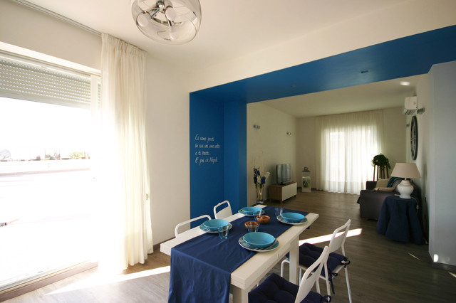 Casa vacanze a Napoli contemporary-dining-room