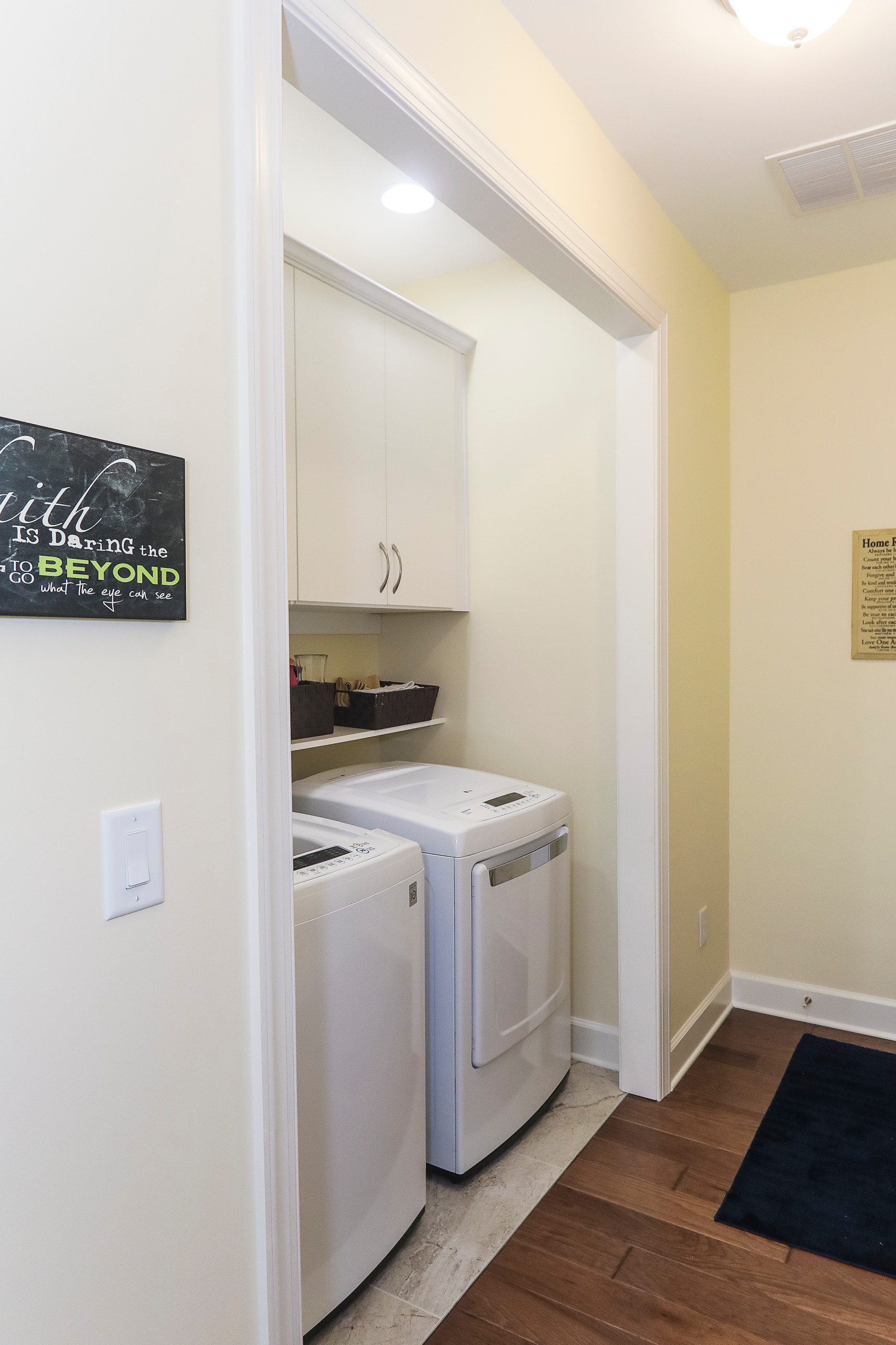 Cresswind Kitchen & Laundry Room