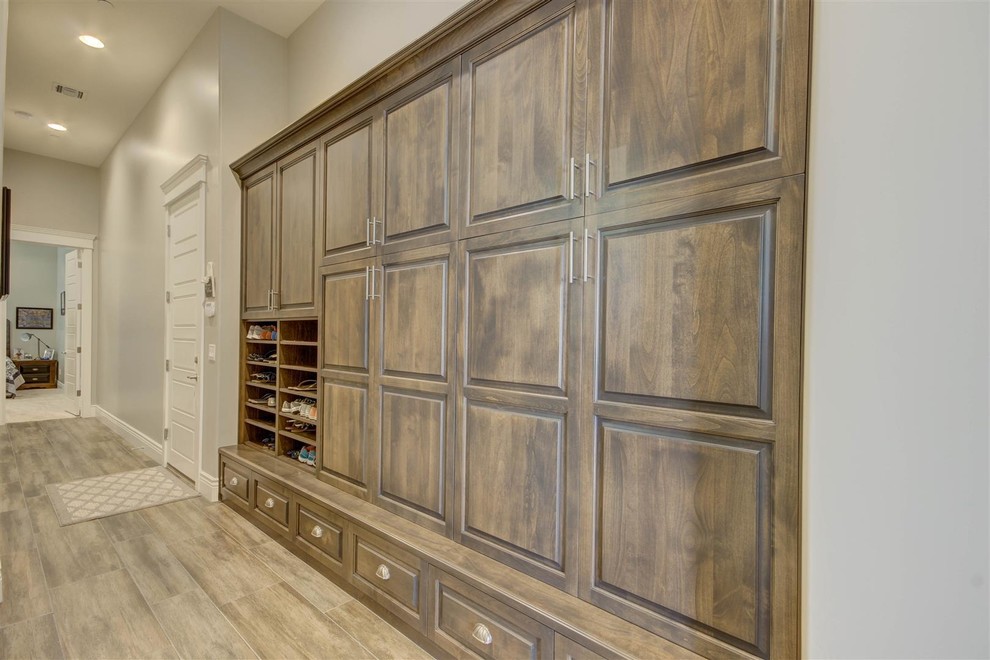 Laundry room - transitional laundry room idea in Phoenix