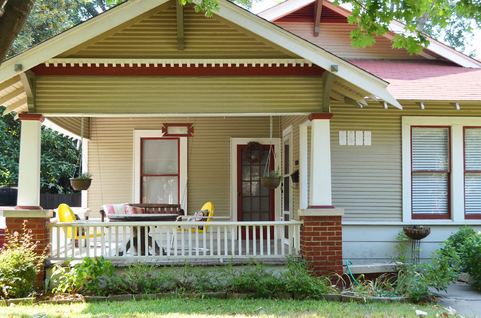 Inspiration for a timeless exterior home remodel in Dallas