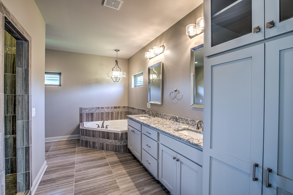 Inspiration for a transitional home design remodel in Omaha