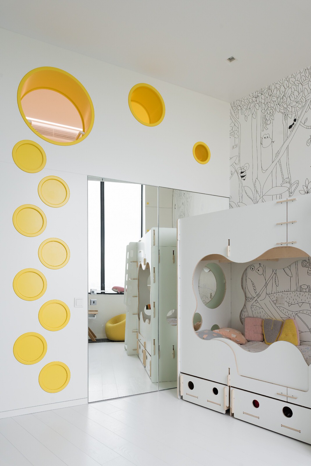 Дом на Мосфильмовской