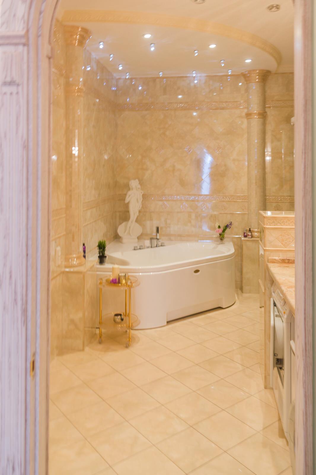 Элегантная классика на берегу Невы