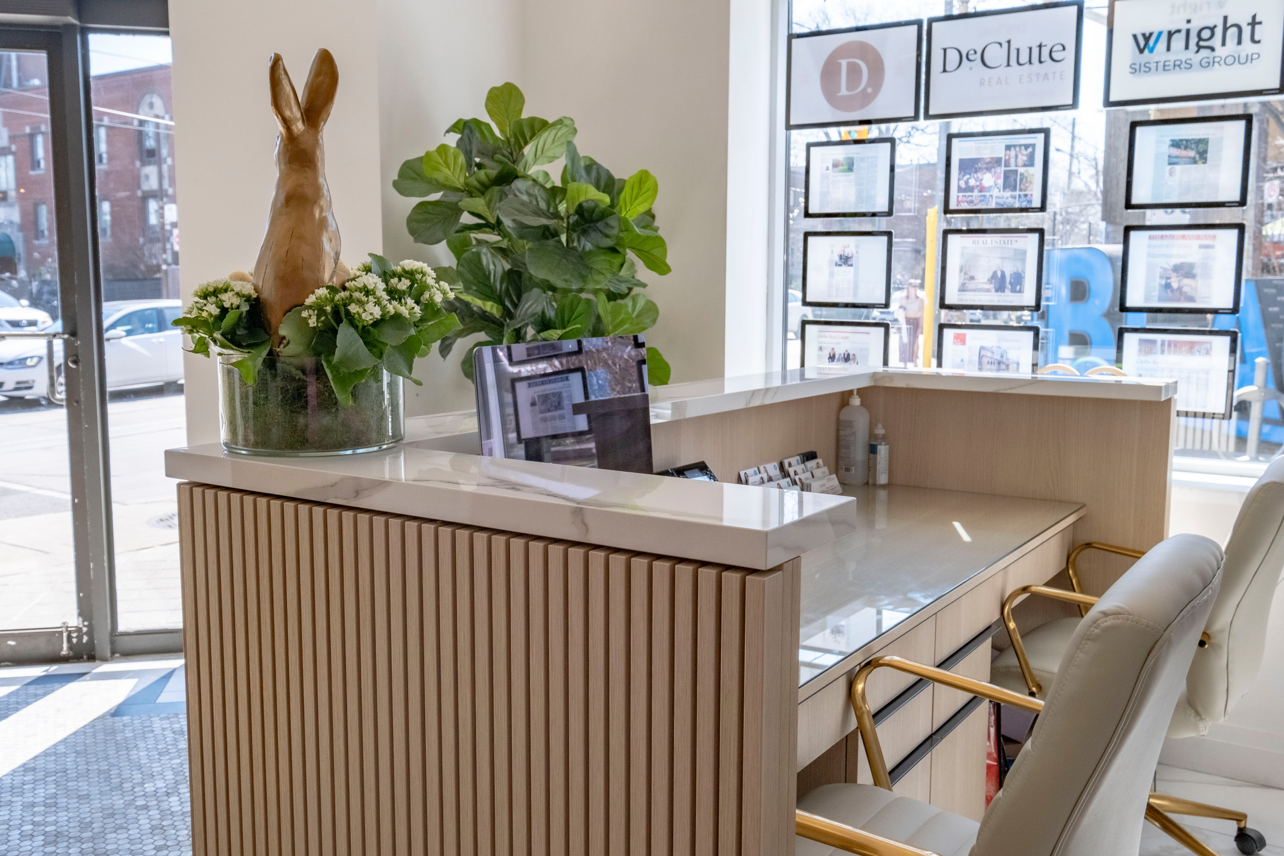 UNION RECEPTION DESK