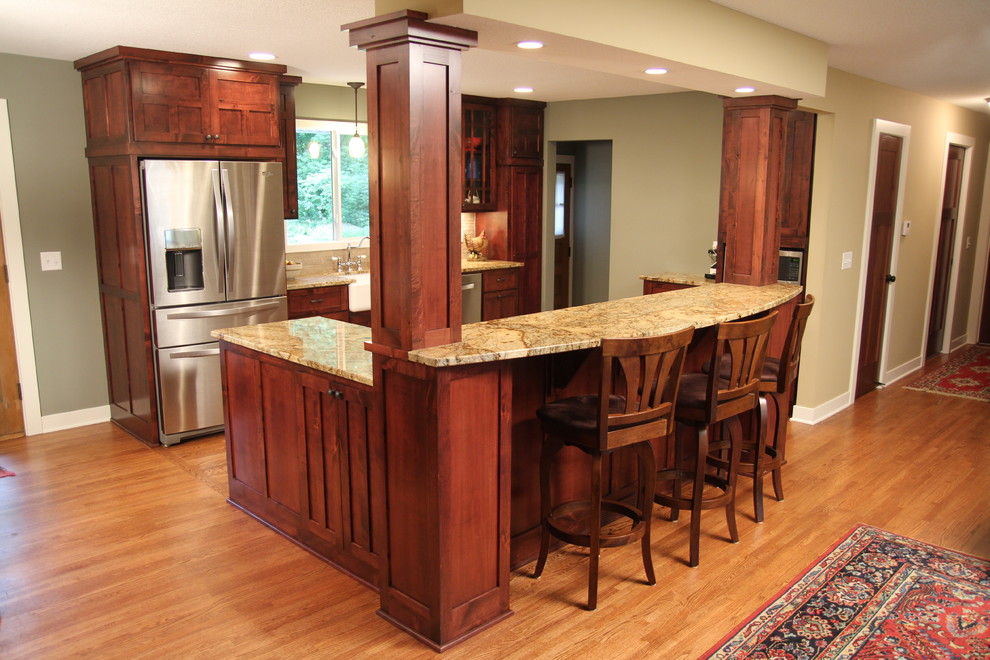 Mountain style kitchen photo in Minneapolis