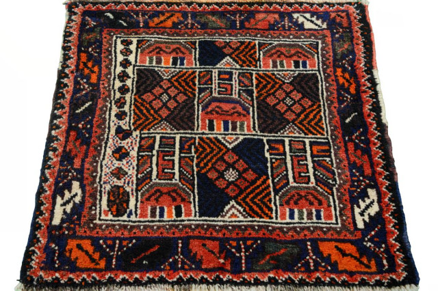 Persian Rug Shiraz 2'3"x2'5" Hand Knotted