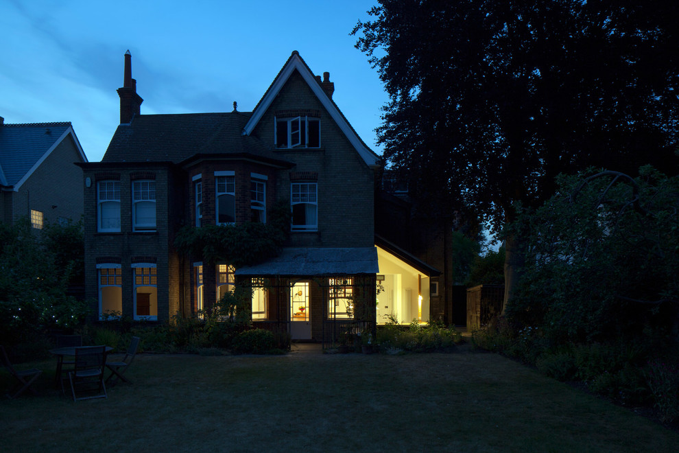 This is an example of a modern house exterior in Cambridgeshire.