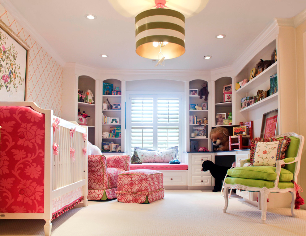 Home design - transitional home design idea in Austin