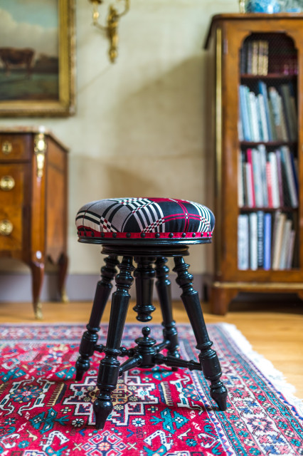 Tabouret de piano traditional-living-room