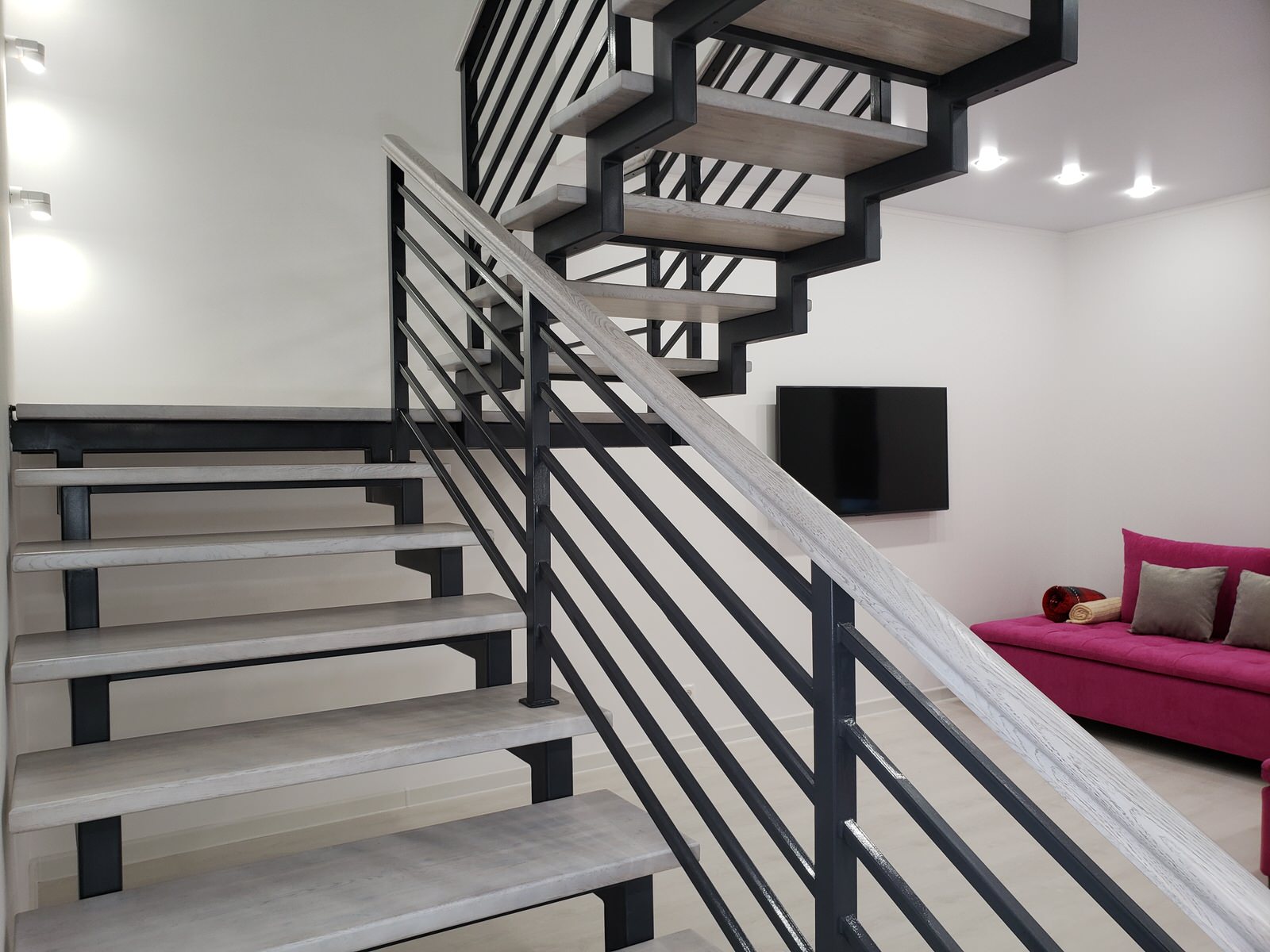 Лестница в стиле минимализм