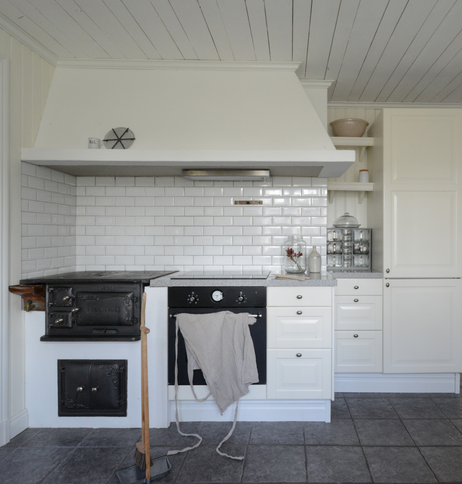 Design ideas for a country kitchen in Gothenburg.