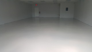 White Epoxy Floor Coating in a Photography Studio - Time Lapse!