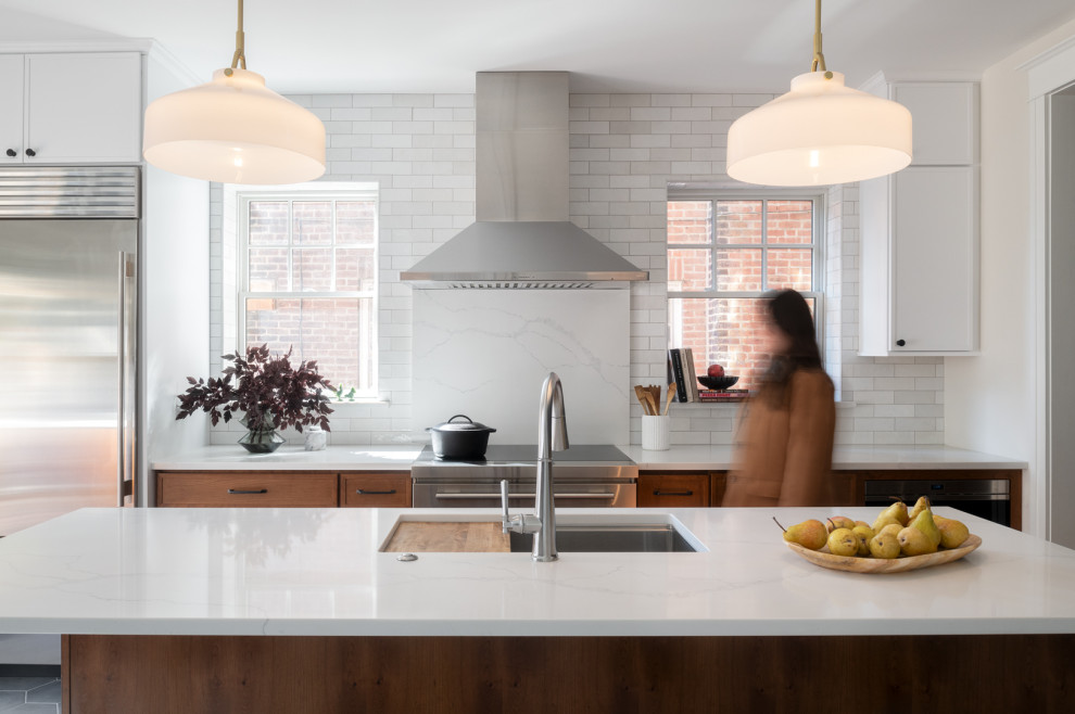 Transitional kitchen photo in Philadelphia